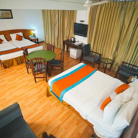 Hotel Ramee Guestline Tirupati Exterior foto