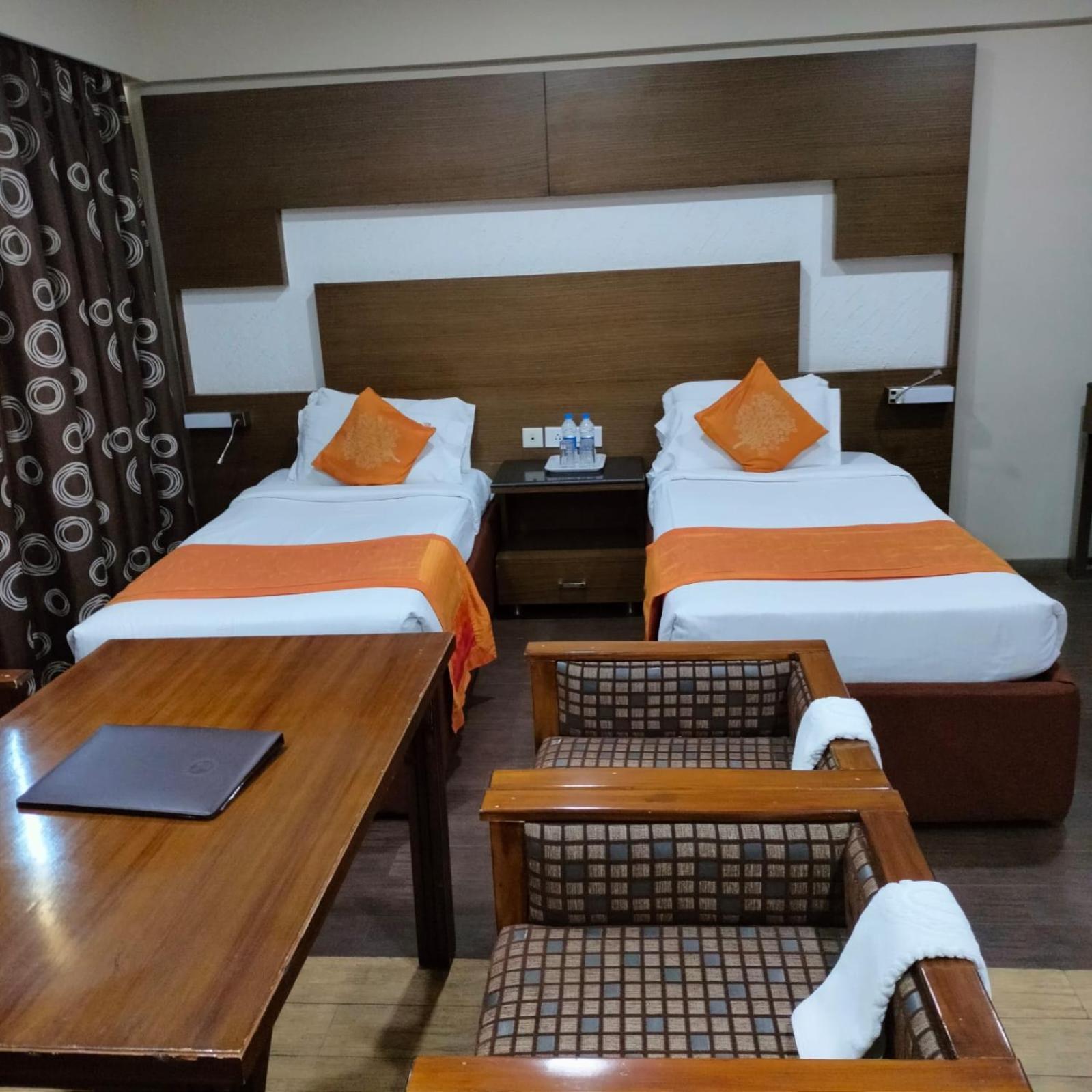 Hotel Ramee Guestline Tirupati Exterior foto