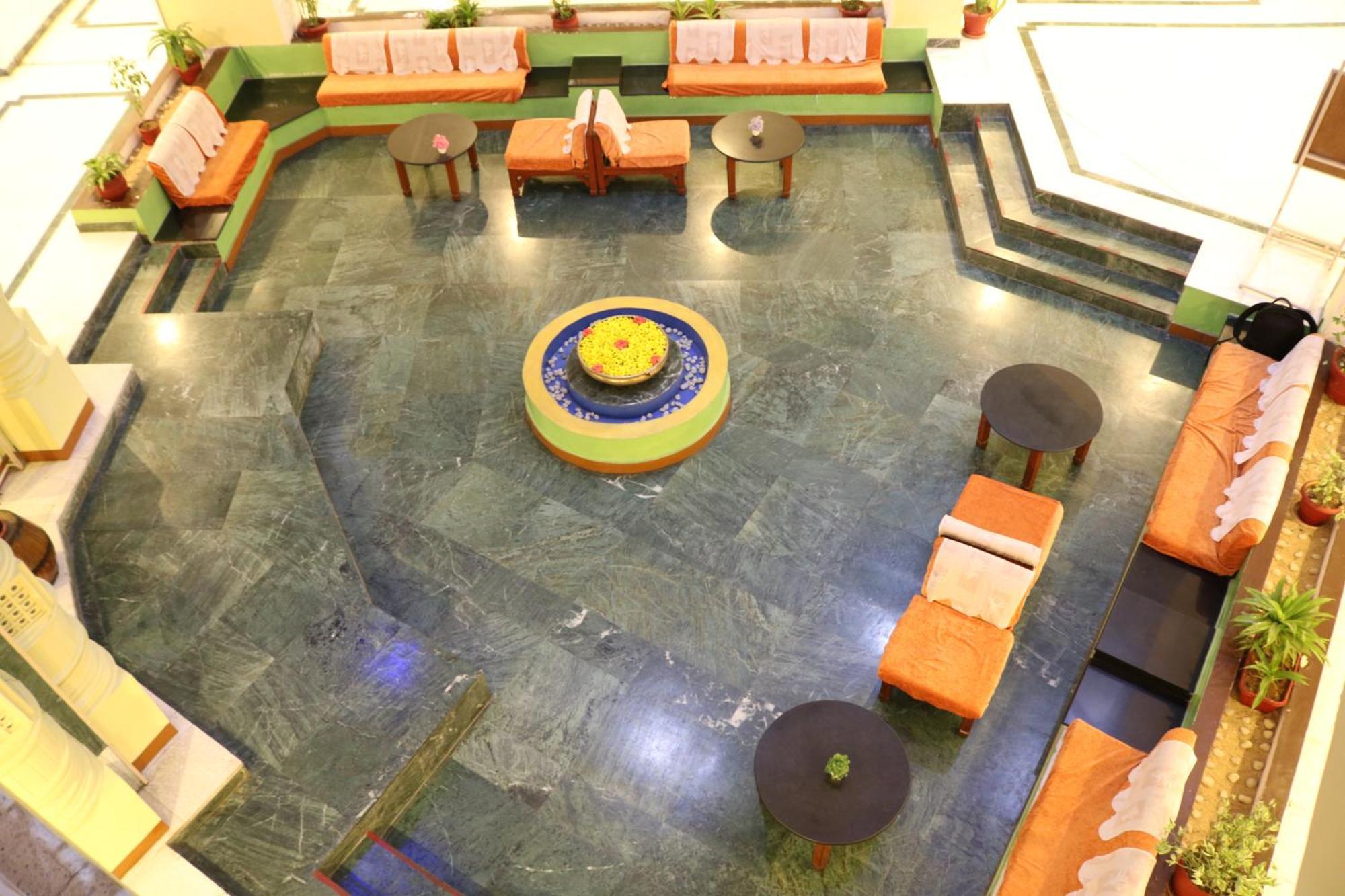 Hotel Ramee Guestline Tirupati Exterior foto