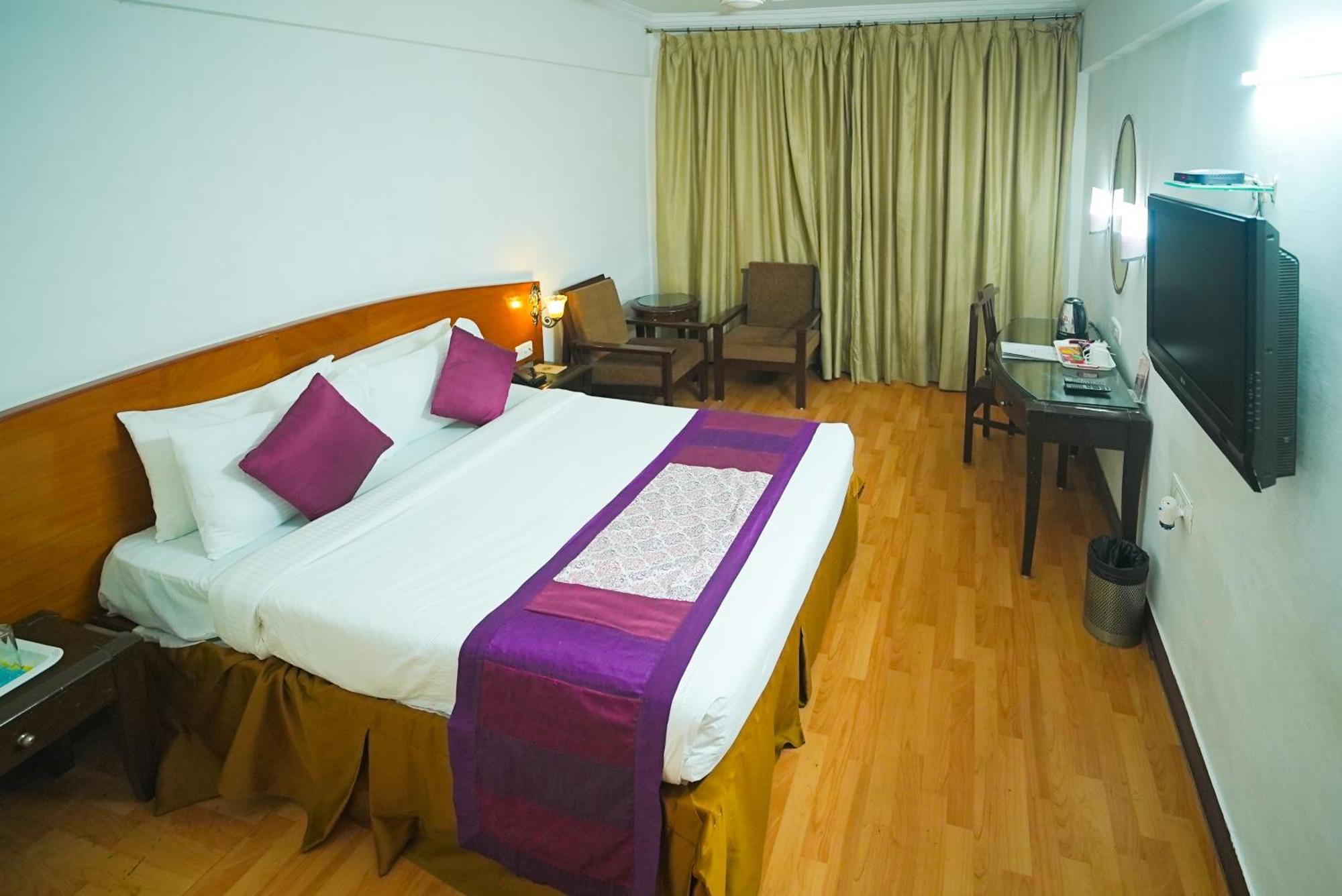 Hotel Ramee Guestline Tirupati Exterior foto