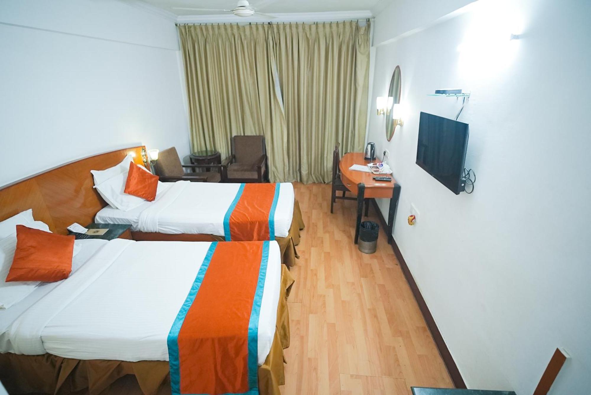 Hotel Ramee Guestline Tirupati Exterior foto